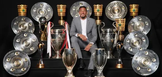 جيروم بواتينج يعلن اعتزال كرة القدم بعد مسيرة حافلة مع بايرن ميونيخ والمنتخب الألماني، ويُعد من أبطال كأس العالم 2014.