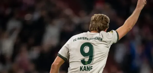 هاري كين يدخل التاريخ كأسرع لاعب يسجل 100 هدف مع فريق واحد، محققًا الإنجاز بقميص بايرن ميونيخ خلال 104 مباريات فقط. تعرف على المقارنة مع هالاند ورونالدو.